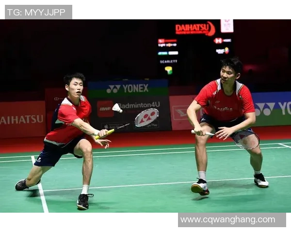 武汉羽毛球队与上海羽毛球队赛后复盘战术分析与策略对比