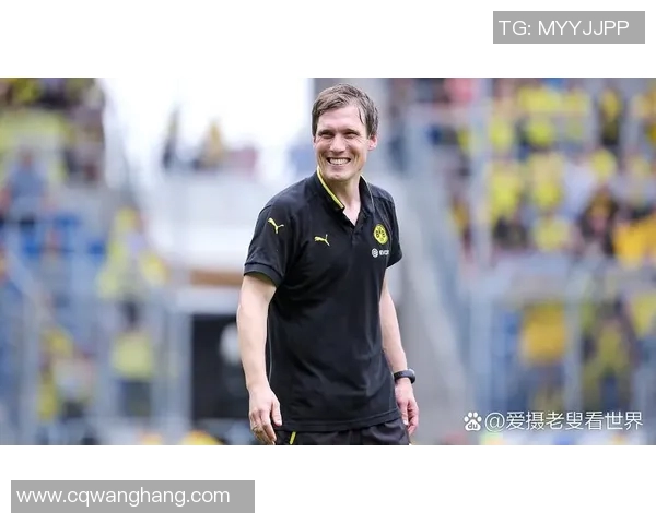 老外热议足球明星精彩瞬间视频直播引发全球关注与讨论