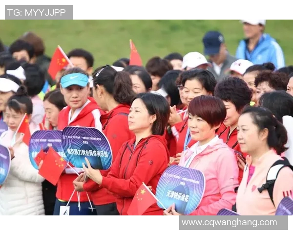 南京网球队与成都网球队赛后复盘分析双方状态及表现对比