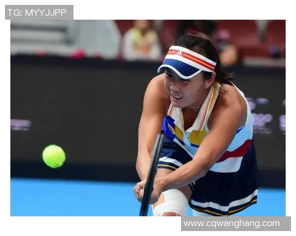 杭州网球队以96分稳居总决赛积分榜首位展现强劲实力 杭州网球队以96分稳居总决赛积分榜首位展现强劲实力